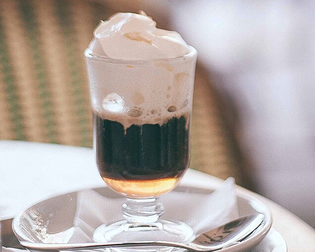 How to Make Irish Coffee in 4 Steps